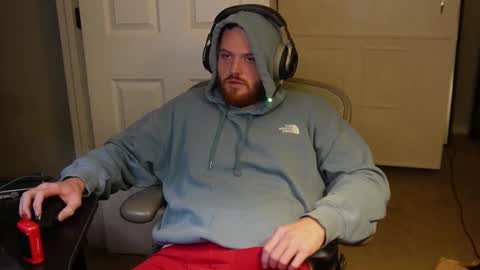 v_for_veng online show from November 1, 10:45 pm