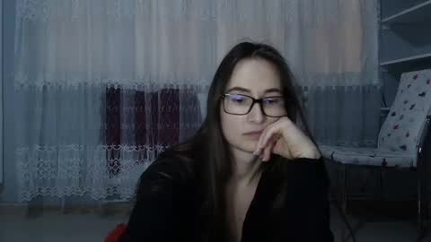 Snapshot of va_len_sea_ya chatting on February 13, 9:17 pm Valensiya online show from February 13, 9:17 pm