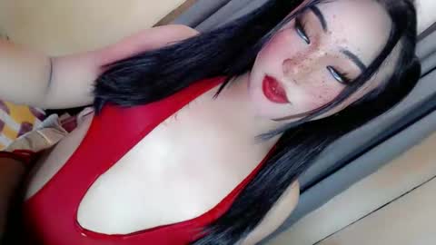 Snapshot of vae_sha chatting on January 7, 6:38 am JESS - DONT FORGET TO FOLLOW ME AND GIVE ME THUMBS UP online show from January 7, 6:38 am