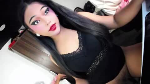 JESS - DONT FORGET TO FOLLOW ME AND GIVE ME THUMBS UP online show from June 27, 9:03 am