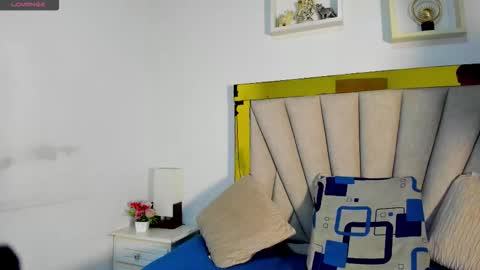 vahioleth  online show from December 3, 3:03 am