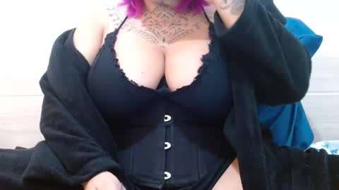 Vah Oliver online show from December 2, 12:43 pm