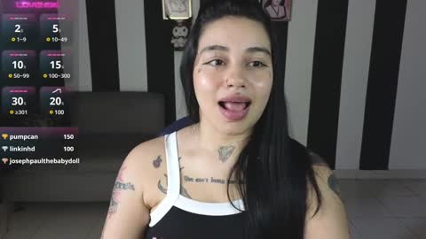 Snapshot of val_bardot1 chatting on January 3, 10:31 am first of all... who are u online show from January 3, 10:31 am