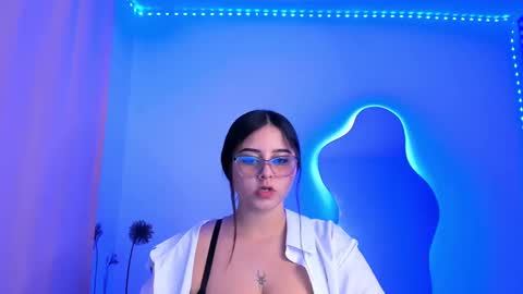 Snapshot of val_ferrer chatting on September 30, 11:54 pm Valeria online show from September 30, 11:54 pm