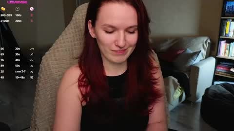 Val online show from April 7, 8:53 pm