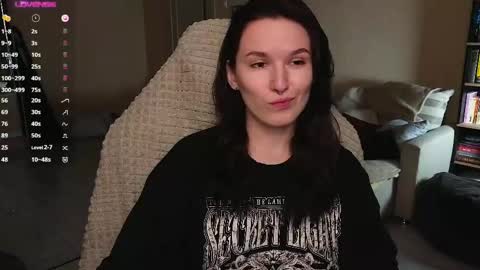 Snapshot of val_manson chatting on May 29, 9:02 pm Val online show from May 29, 9:02 pm