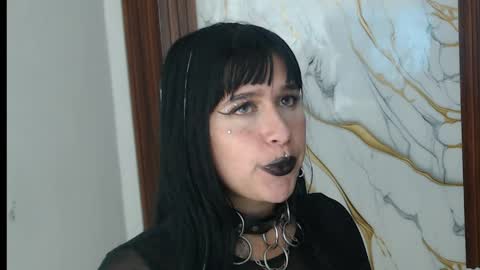 valen_ross7 online show from April 13, 6:02 pm