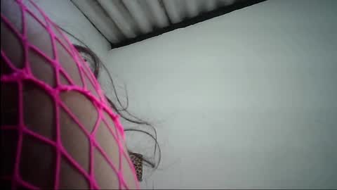 valencutt online show from February 13, 6:52 am