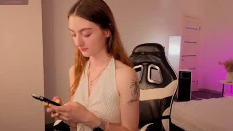 Snapshot of valenora1 chatting on July 18, 11:14 am Nora online show from July 18, 11:14 am