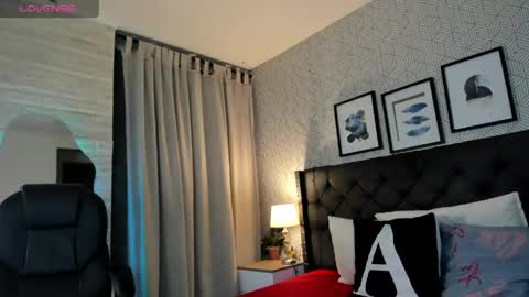 Valen online show from April 23, 11:42 am