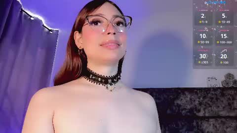 Snapshot of valentina_alba chatting on July 5, 4:58 pm Valentina online show from July 5, 4:58 pm