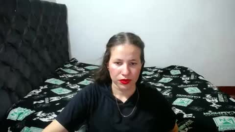 Snapshot of valentina_hz chatting on October 15, 2:39 pm valentina_hz online show from October 15, 2:39 pm