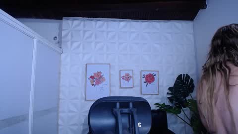 Valentina  online show from September 8, 5:34 pm