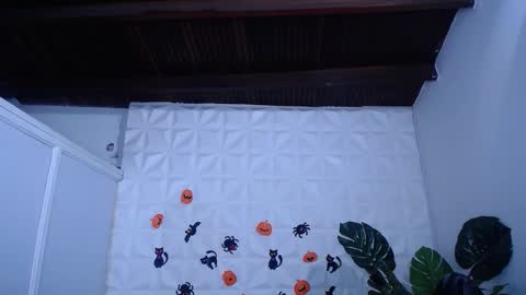 Valentina  online show from October 2, 9:44 pm