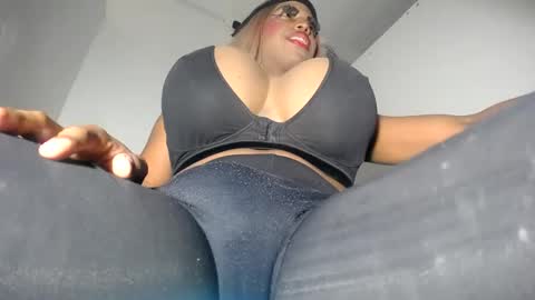 valentinabigcock23 online show from January 20, 3:50 pm