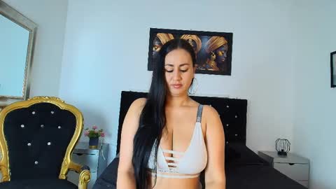 ValentinaJaramilloo online show from June 5, 2:12 pm