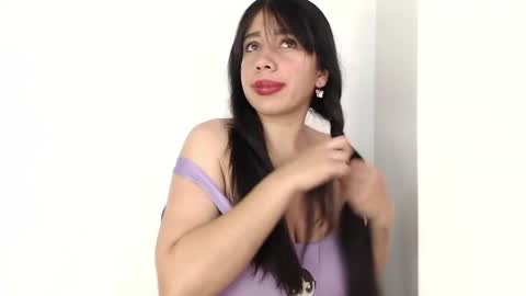 Snapshot of valentinaof chatting on April 8, 2:28 pm Valen independent model online show from April 8, 2:28 pm