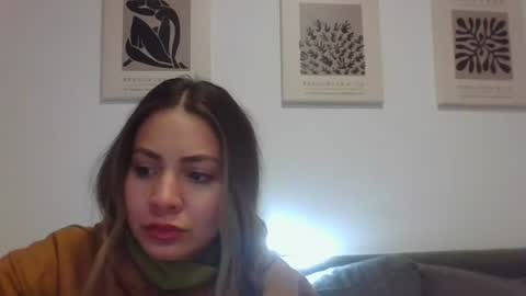 Snapshot of valentinaseleni24 chatting on July 5, 11:34 pm valentinaseleni24 online show from July 5, 11:34 pm