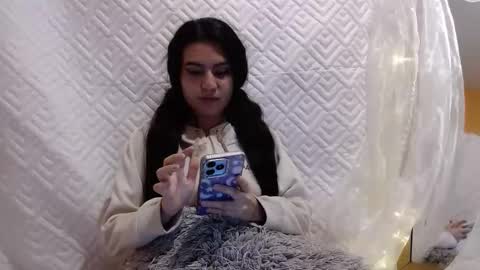 valentinasmith18 online show from January 13, 4:40 am