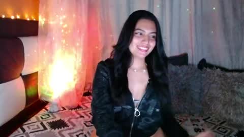 Snapshot of valentinasmith18 chatting on May 25, 1:33 am valentinasmith18 online show from May 25, 1:33 am
