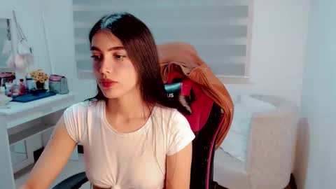 Valentina  online show from March 6, 1:46 am