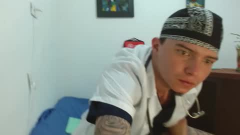 Nick online show from December 17, 3:29 pm