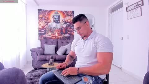    online show from December 23, 2:50 pm