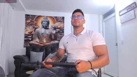    online show from December 24, 2:54 am