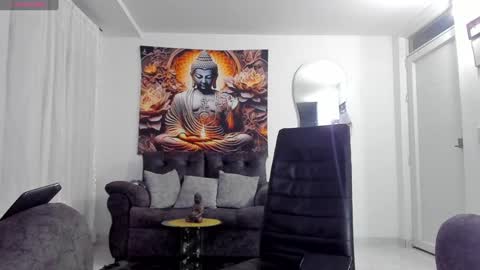    online show from January 3, 1:05 am