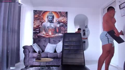    online show from January 21, 7:39 pm