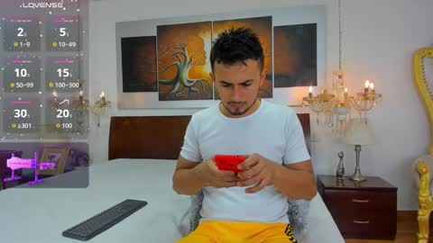  Valentinos  online show from February 11, 8:47 pm