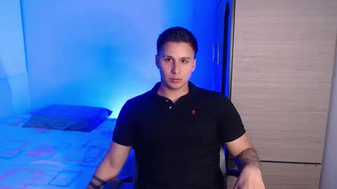 VALENTINO online show from February 2, 11:14 pm