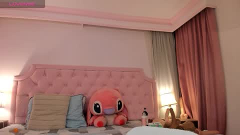 Vale Toro  online show from November 21, 9:41 am