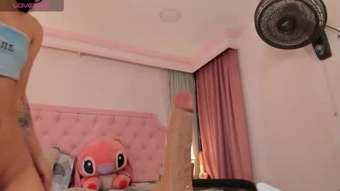 Vale Toro  online show from November 23, 11:32 am