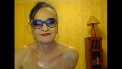 Snapshot of valenttijm3851 chatting on February 9, 4:18 pm valentijm online show from February 9, 4:18 pm