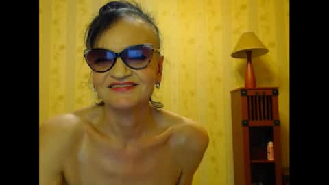 Snapshot of valenttijm3851 chatting on February 18, 8:03 pm valentijm online show from February 18, 8:03 pm