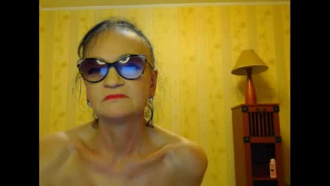 Snapshot of valenttijm3851 chatting on February 20, 6:57 pm valentijm online show from February 20, 6:57 pm