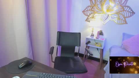 Valery And Daniel online show from November 11, 1:16 am