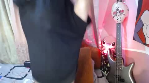 Valeri Cove online show from October 7, 7:05 am