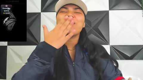 valeri_harpers4 online show from February 20, 1:24 am