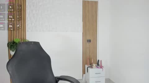 Valeria Acosta online show from December 16, 9:42 pm