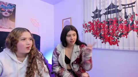 Valeria and Zoe online show from March 2, 3:19 pm