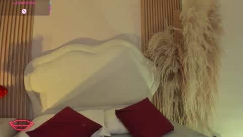 Snapshot of valeria_carter_ chatting on February 11, 8:36 pm valeria_carter_ online show from February 11, 8:36 pm