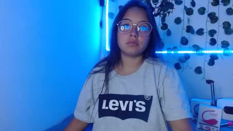 valeria online show from December 6, 5:42 am