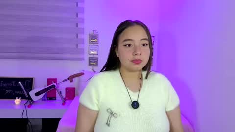 Snapshot of valeria_cherry chatting on June 21, 2:36 am valeria online show from June 21, 2:36 am