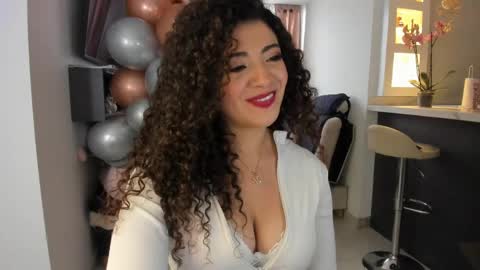 Snapshot of valeria_rosses chatting on April 15, 4:36 pm Valeria online show from April 15, 4:36 pm