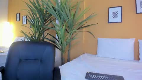 Snapshot of valeria_rua chatting on July 1, 10:50 am valeria_rua online show from July 1, 10:50 am