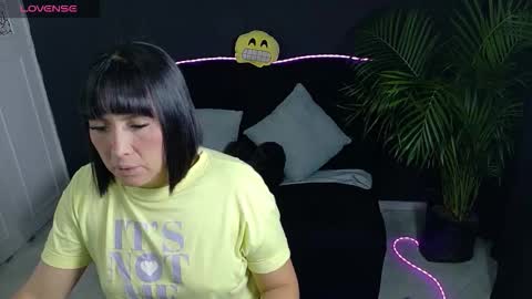 valeriaa cruz online show from March 3, 10:21 am