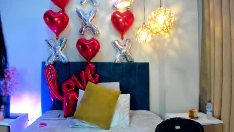 Snapshot of valeriablythe chatting on February 13, 11:39 am ValeriaBlythe online show from February 13, 11:39 am