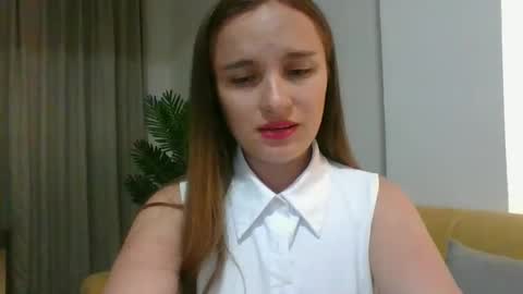 valeriafrannco online show from September 29, 4:06 am